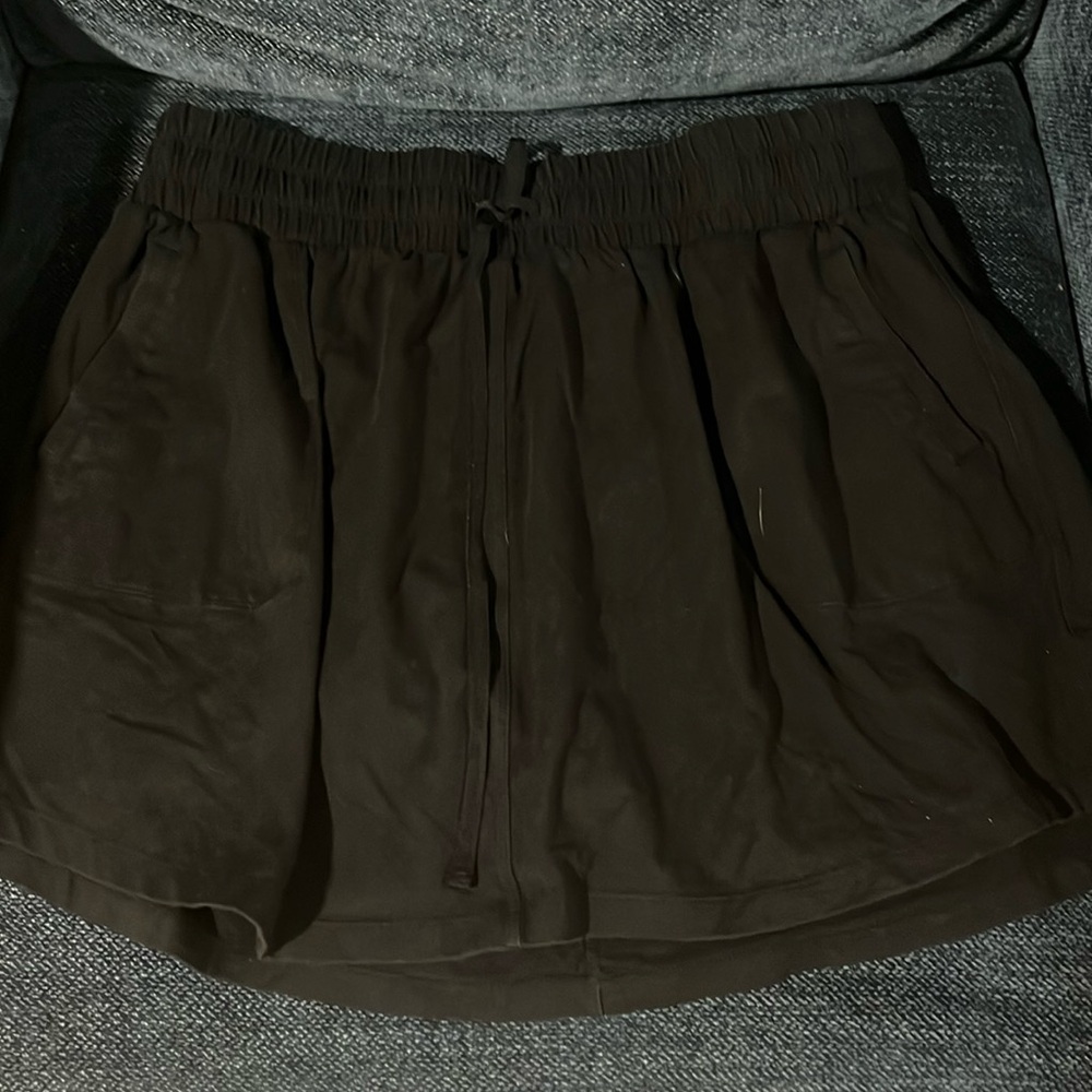 Black Livi Skort